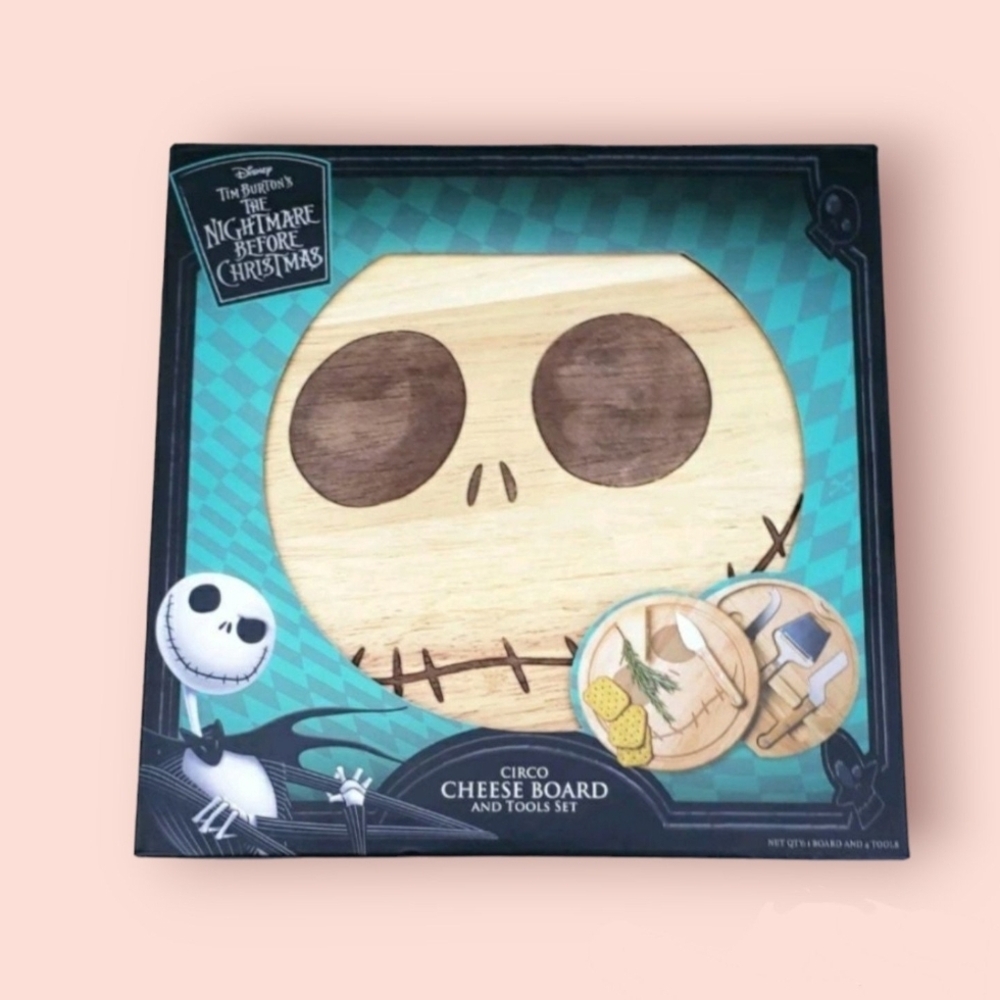Disney Nightmare Before Christmas Skull Cheese Board Set - Black and Brown